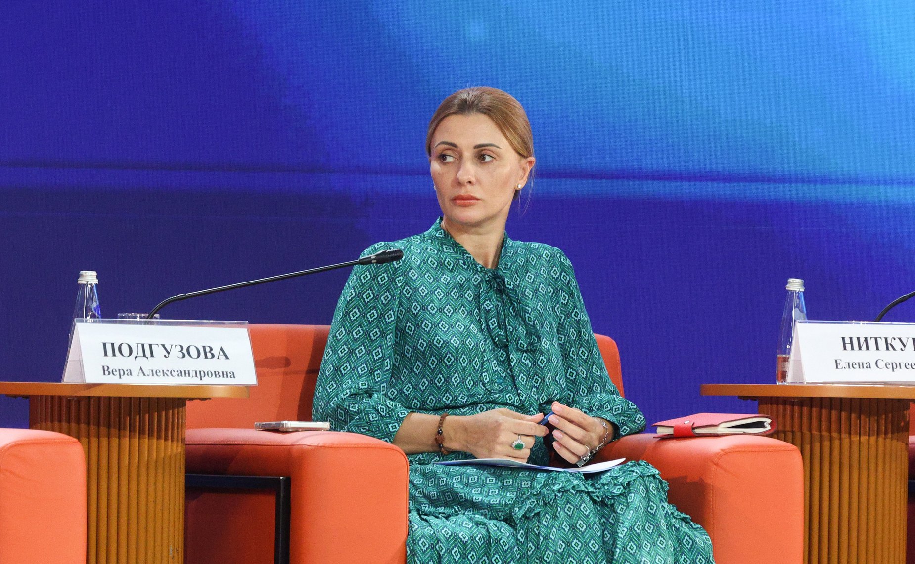 Второй Форум женщин Севера. Стратегическая сессия «Север объединяет: роль женщин в укреплении единства народов России»