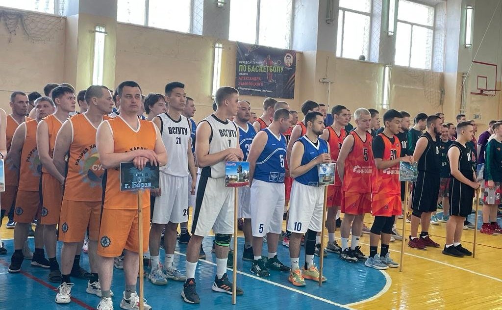 Сергей Михайлов принял участие в открытии традиционного 29-го краевого турнира по баскетболу среди мужских команд памяти Александра Замолоцкого