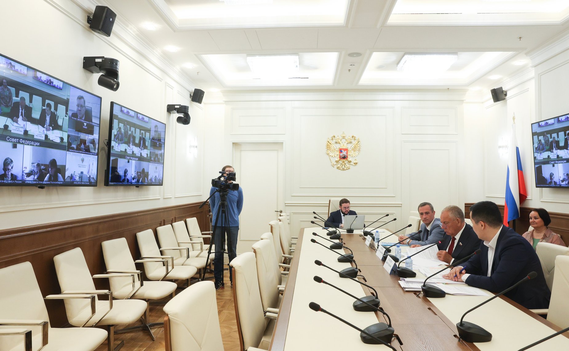 Заседание рабочей группы Комитета СФ по аграрно-продовольственной политике и природопользованию по противодействую незаконному обороту упакованной питьевой воды и питьевой воды в розлив