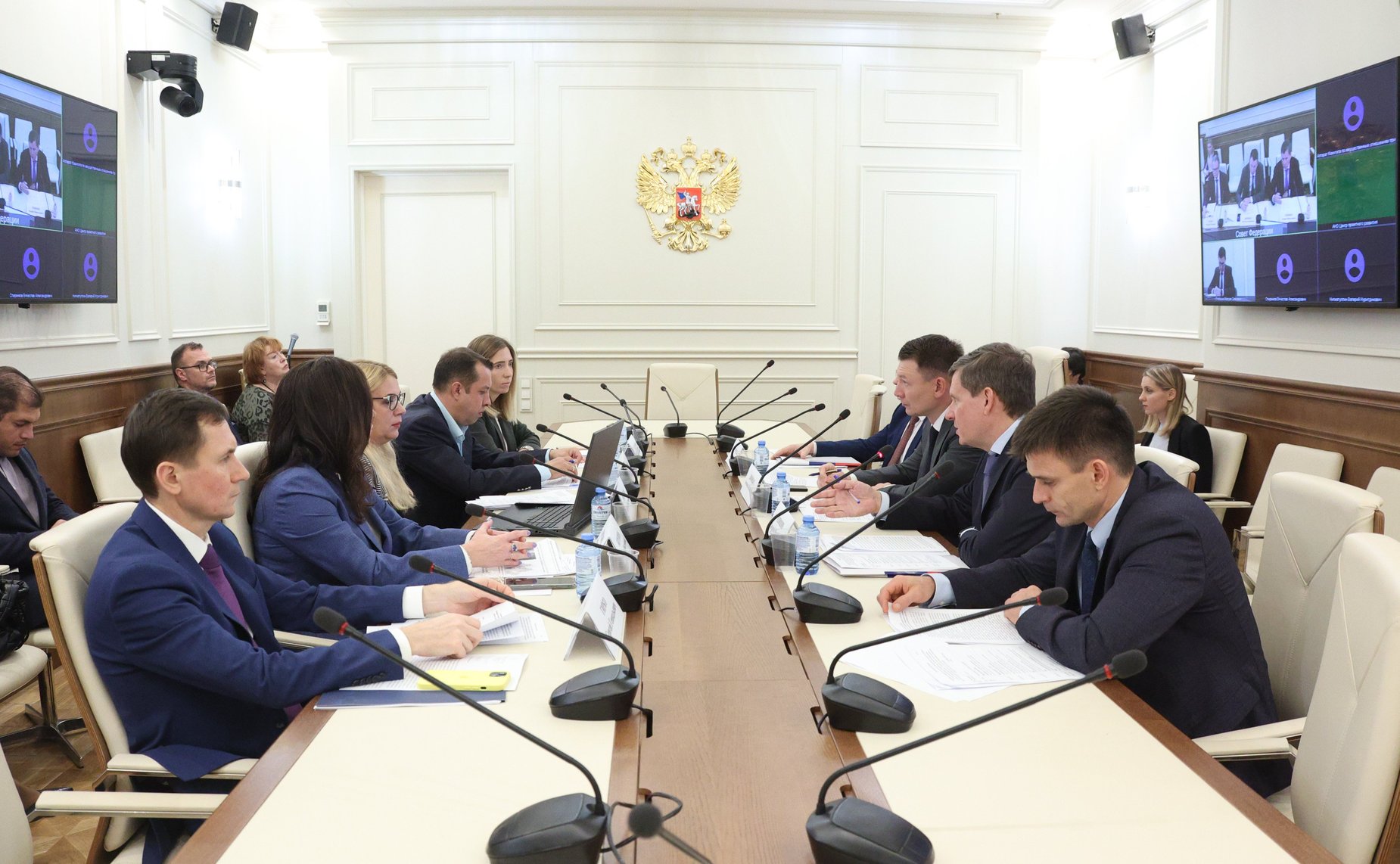 Совещание Комитета СФ по аграрно-продовольственной политике и природопользованию на тему «Доработка текста проекта ФЗ № 232894–8 «О внесении изменений в Лесной кодекс РФ и статью 11 ФЗ «О переводе земель или земельных участков из одной категории в другую»