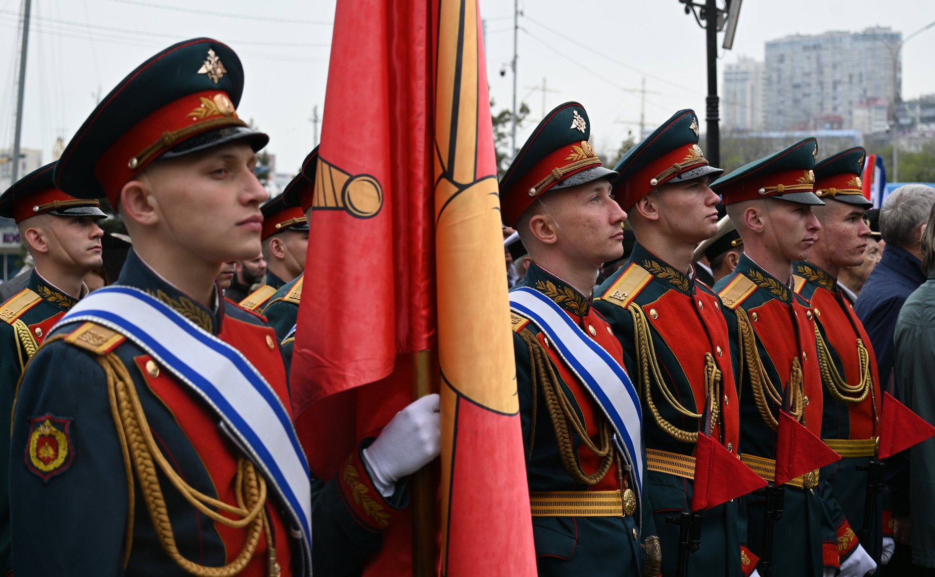 Памятные и торжественные мероприятия, посвящённые празднованию 81-й годовщины Победы в Великой Отечественной войне, прошли во Владивостоке и Артёме