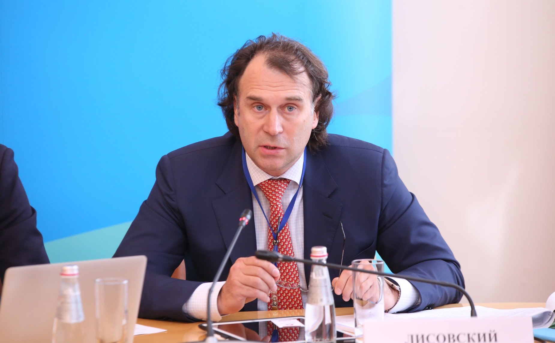 С. Лисовский