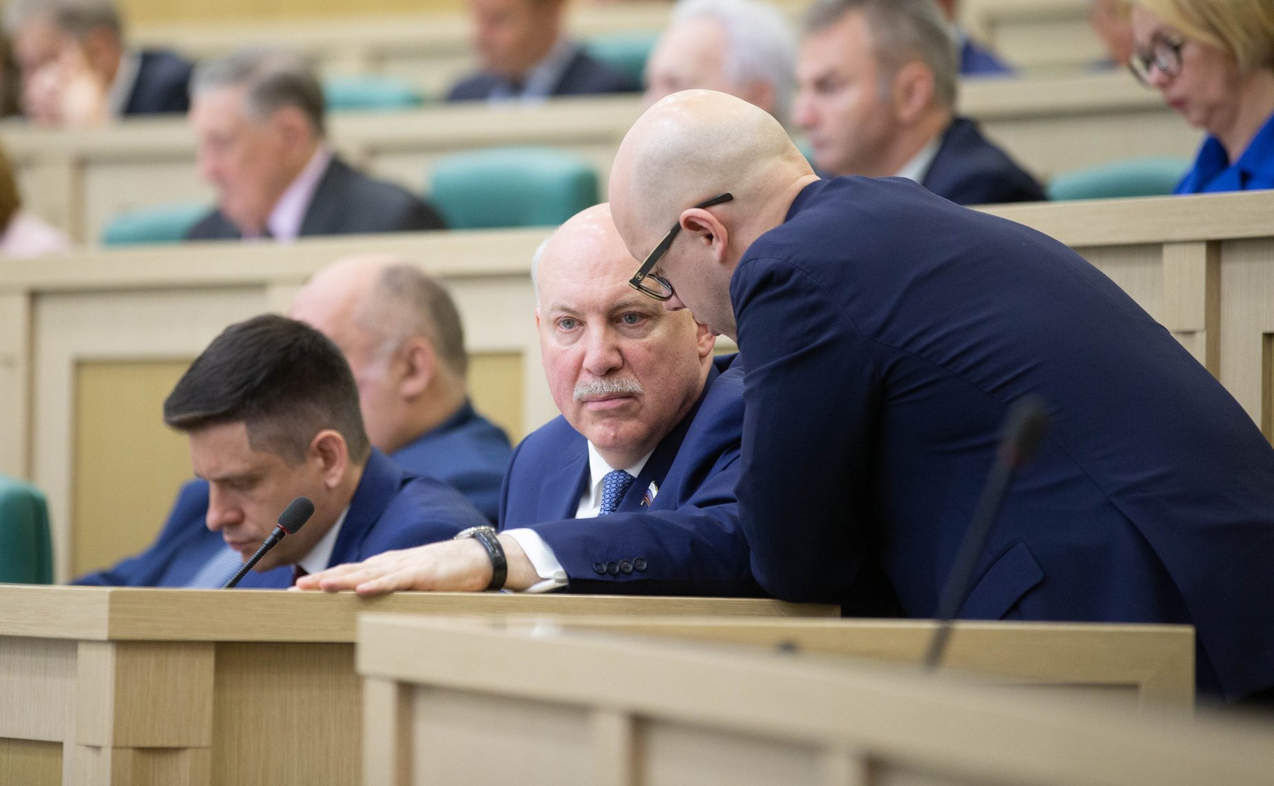 Д. Мезенцев