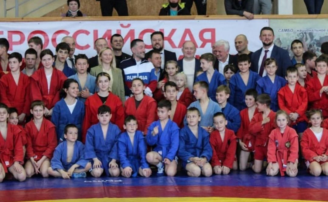 В Севастополе прошли состязания по самбо