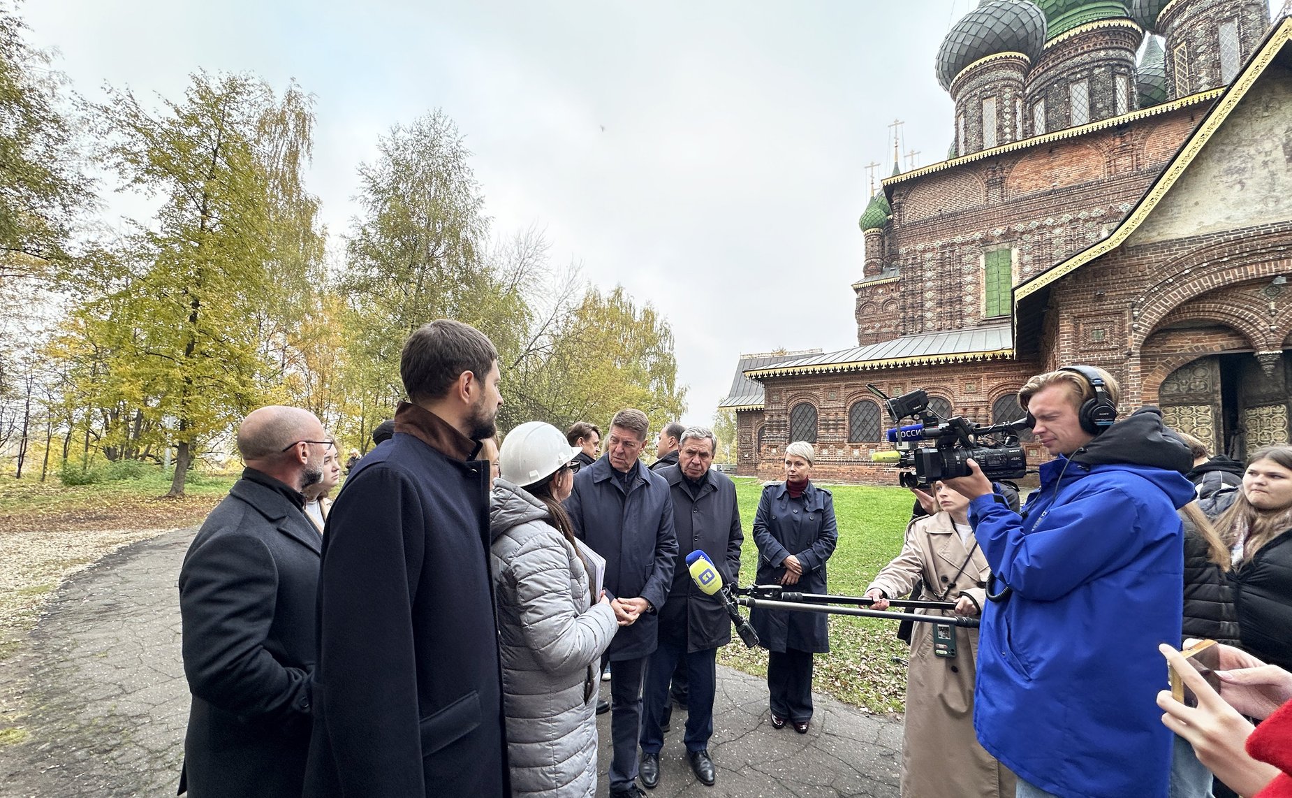 Сенаторы осмотрели площадки, отведенные под реализацию проектов комплексного развития территории и Церковь Иоанна Предтечи в Толчкове