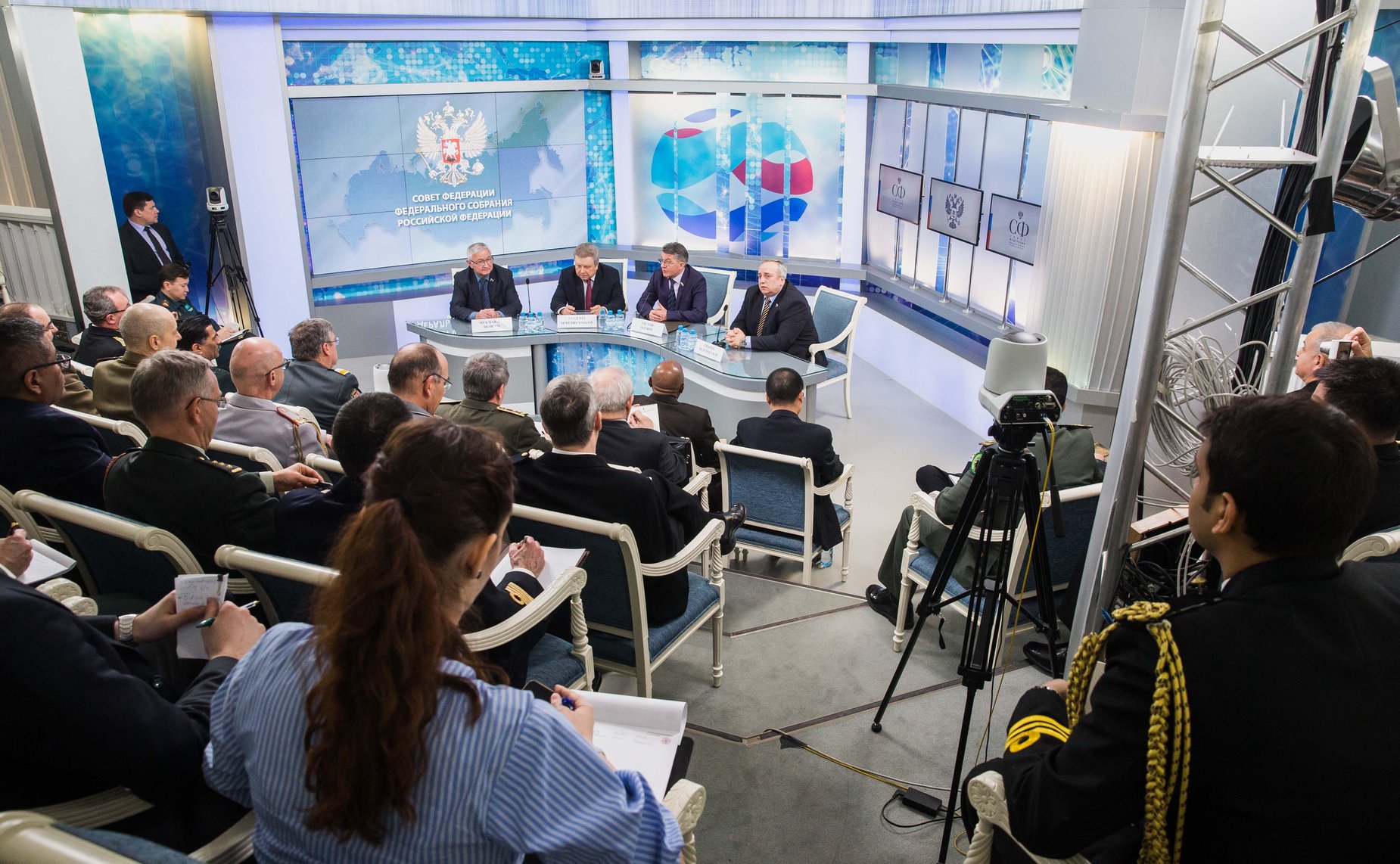 Встреча членов Комитета СФ по обороне и безопасности с военными атташе иностранных государств