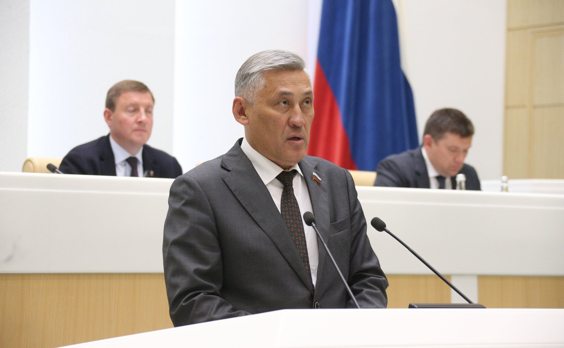 Юрий Валяев