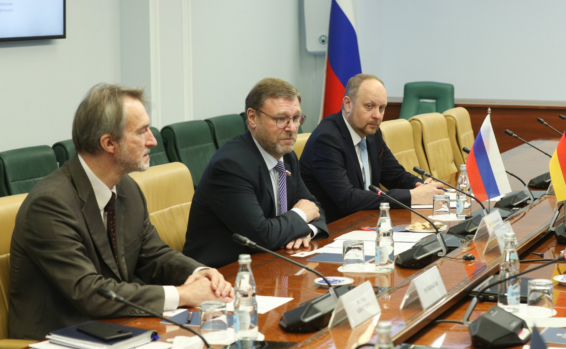 Встреча заместителя Председателя СФ Константина Косачева с депутатом Бундестага Федеративной Республики Германия, Координатором межобщественного сотрудничества с Россией, Центральной Азией и странами Восточного партнерства ФРГ