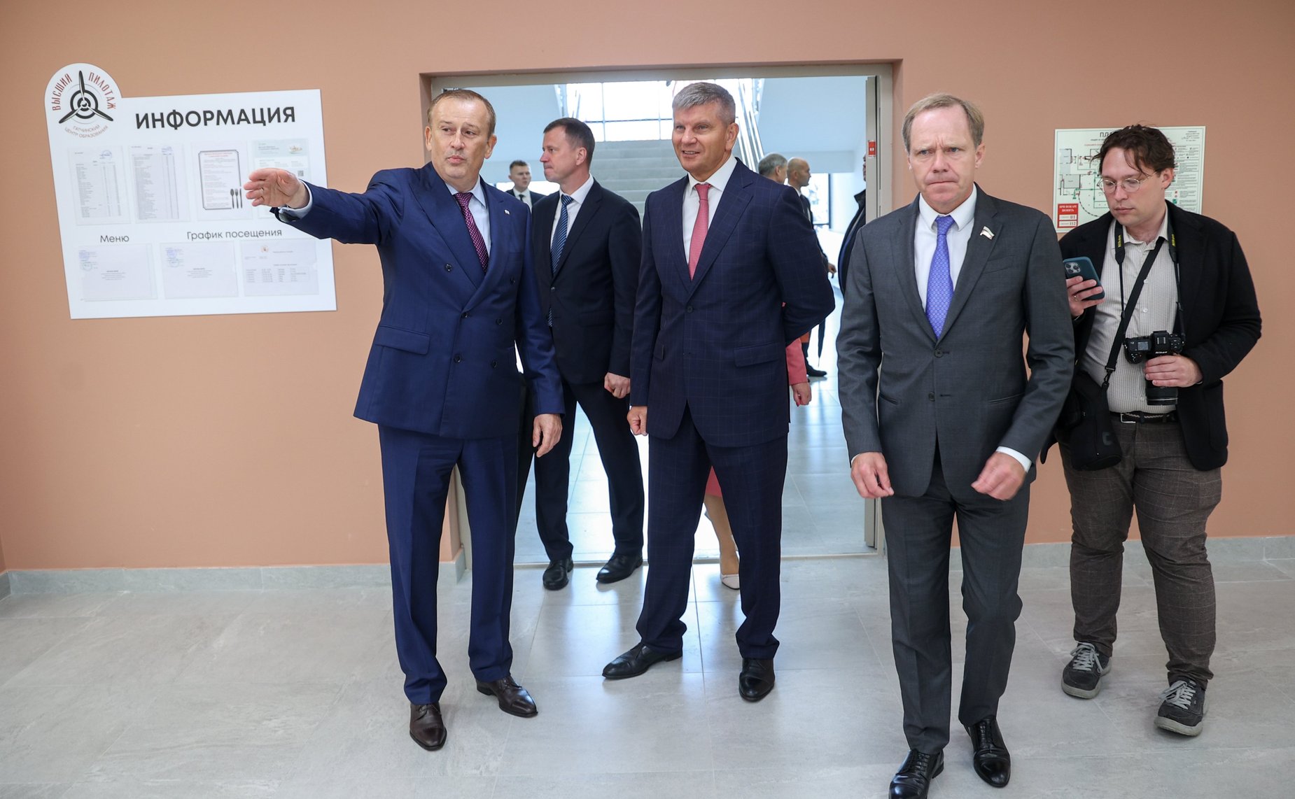 Валентина Матвиенко приняла участие в торжественном открытии Гатчинского центра образования «Высший пилотаж»