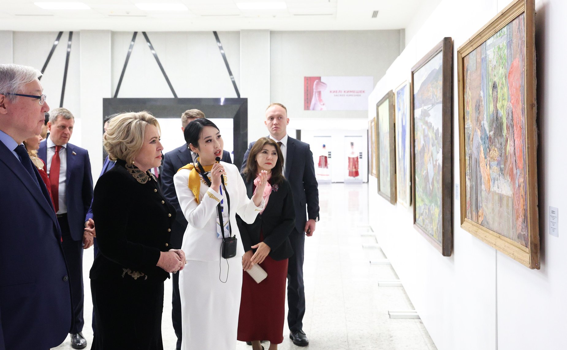 Делегация Совета Федерации посетила Национальный музей Республики Казахстан