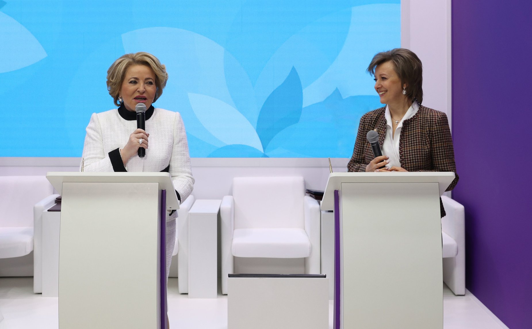 Соглашение о сотрудничестве подписали Председатель СФ Валентина Матвиенко и генеральный директор РЭЦ Вероника Никишина