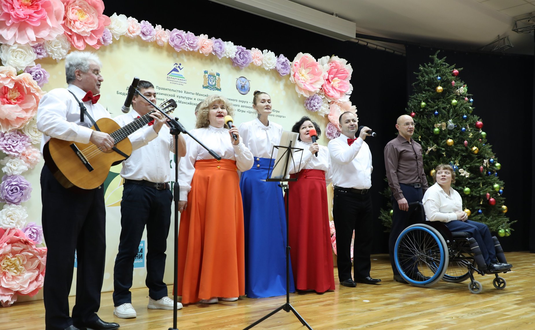 Эдуард Исаков посетил знаковые международные и региональные мероприятия, приуроченные ко Дню образования Ханты-Мансийского автономного округа – Югры