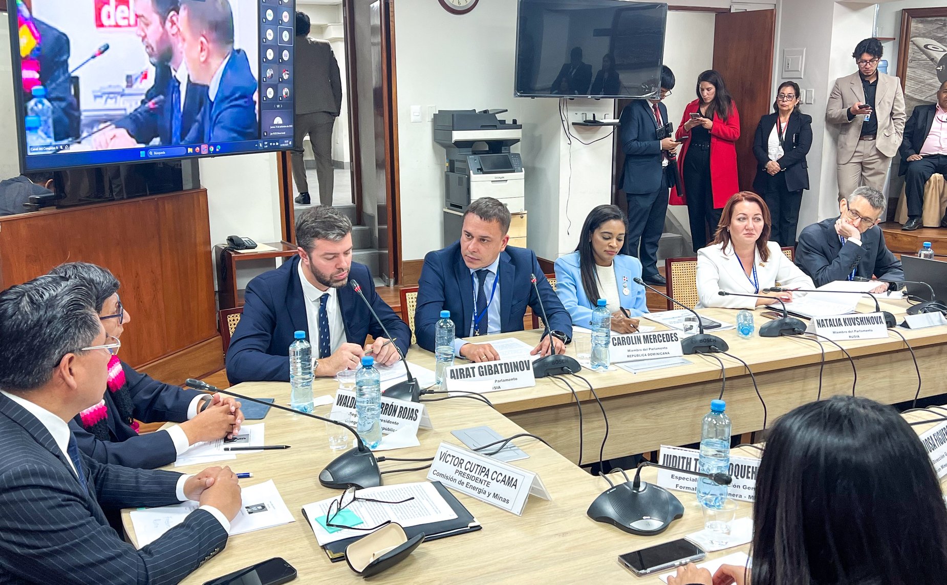 Айрат Гибатдинов и Наталья Кувшинова приняли участие в заседаниях парламентских комиссий в рамках 11-й Всемирной конференции молодых парламентариев МПС