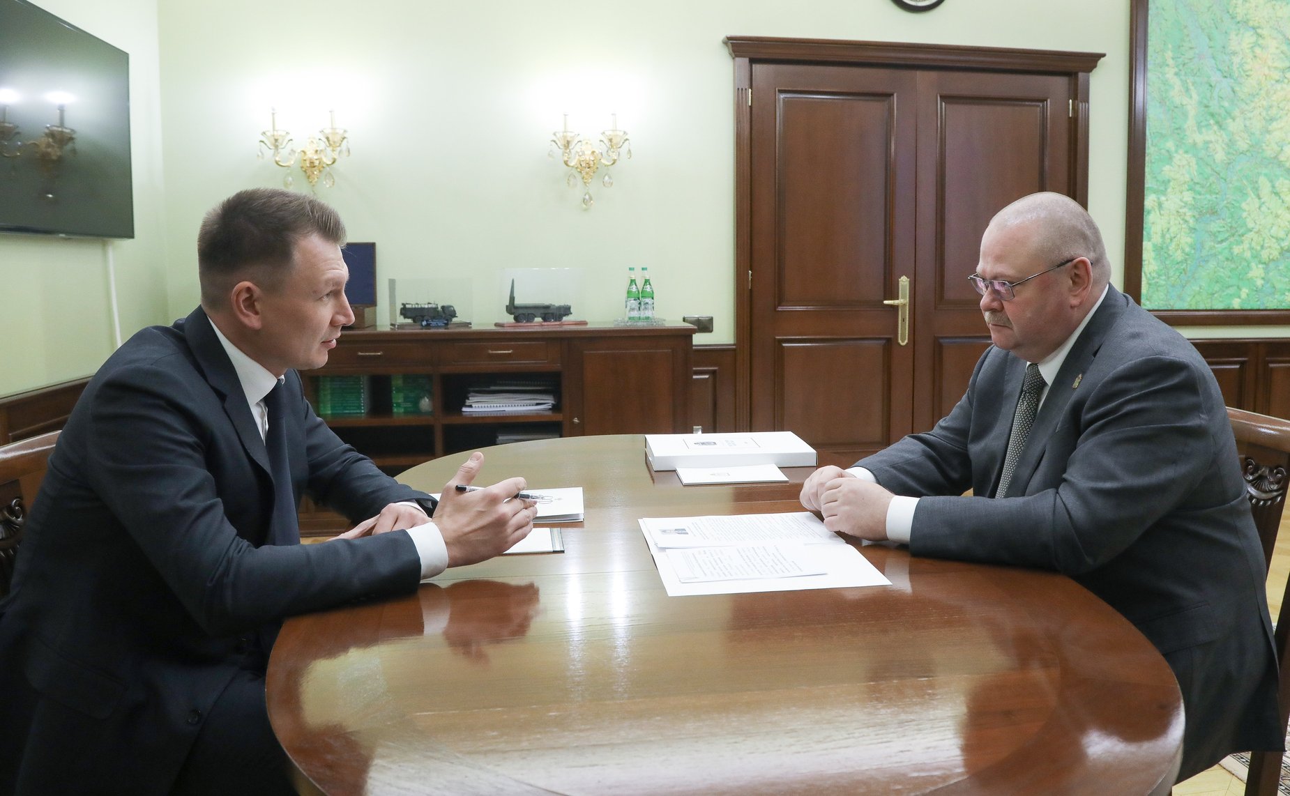Встреча председателя Комитета СФ по аграрно-продовольственной политике и природопользованию Александра Двойных и губернатора Пензенской области Олега Мельниченко