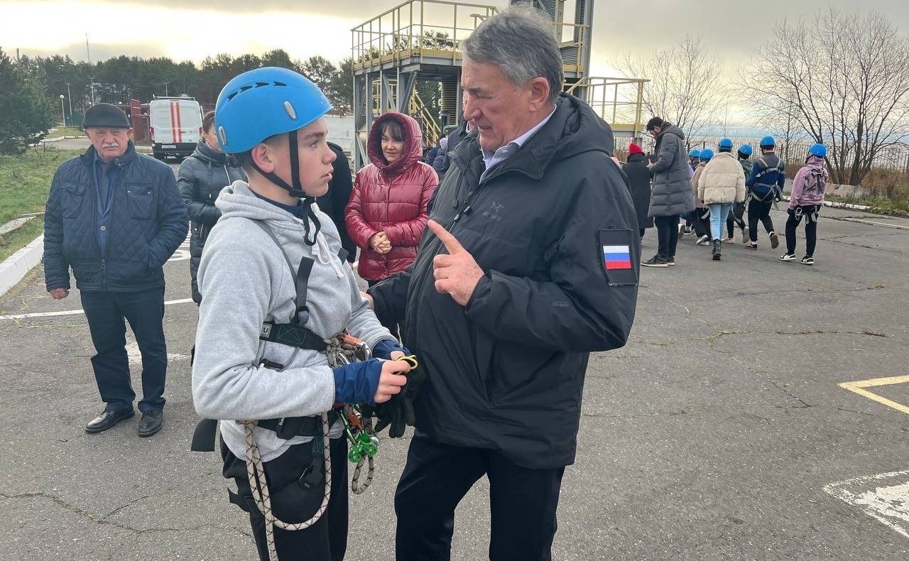 Первая федеральная профориентационная смены «ZA безопасность!», которая прошла в Вологодском образовательном центре — кадетской школе «Корабелы Прионежья»