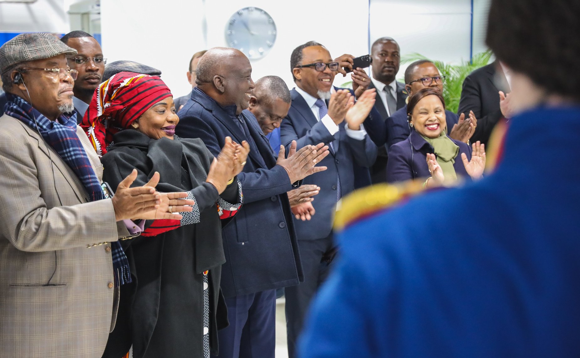 Делегация Республики Мозамбик во главе с Председателем Ассамблеи Маргаридой Адамужи Талапой посетила молочный комбинат «Чеховский» в Московской области