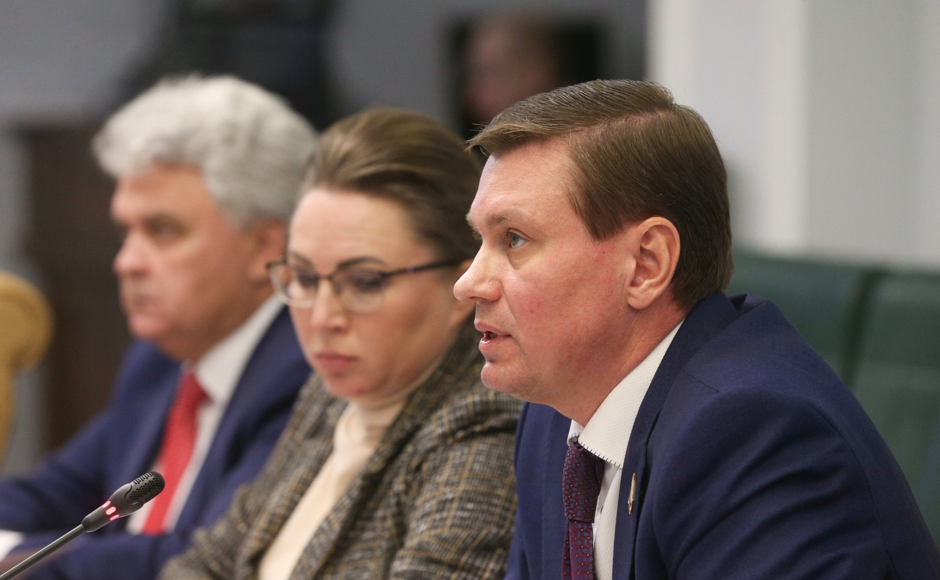 Круглый стол Комитета СФ по федеративному устройству, региональной политике, МСУ и делам Севера