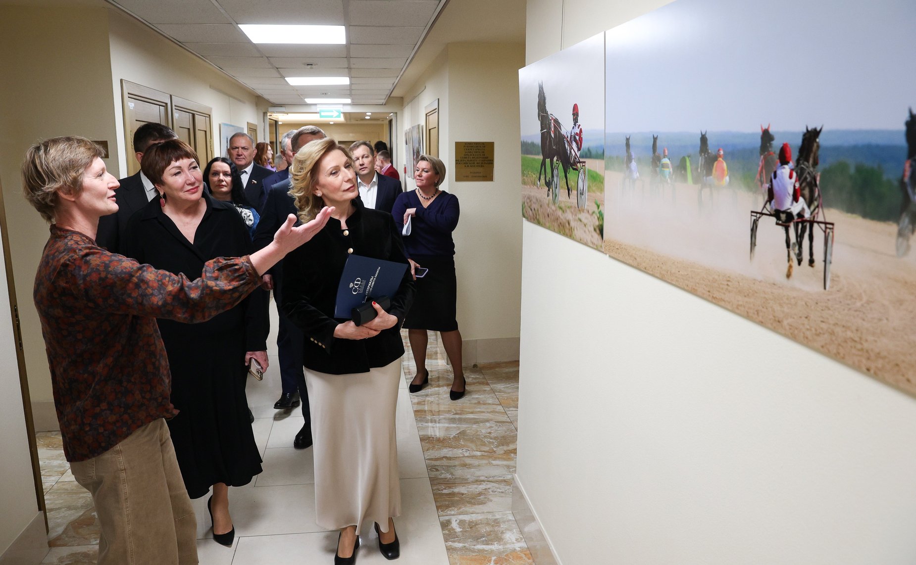 В Совете Федерации прошла церемония открытия выставки «250-летие Орловской рысистой породы лошадей»