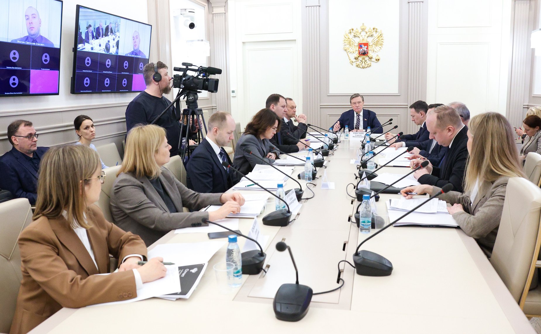 Совещание Комитета СФ по бюджету и финансовым рынкам совместно с Комитетом СФ по экономической политике «О мерах по повышению эффективности управления конфискованным и иным подлежащим обращению в собственность Российской Федерации недвижимым имуществом»