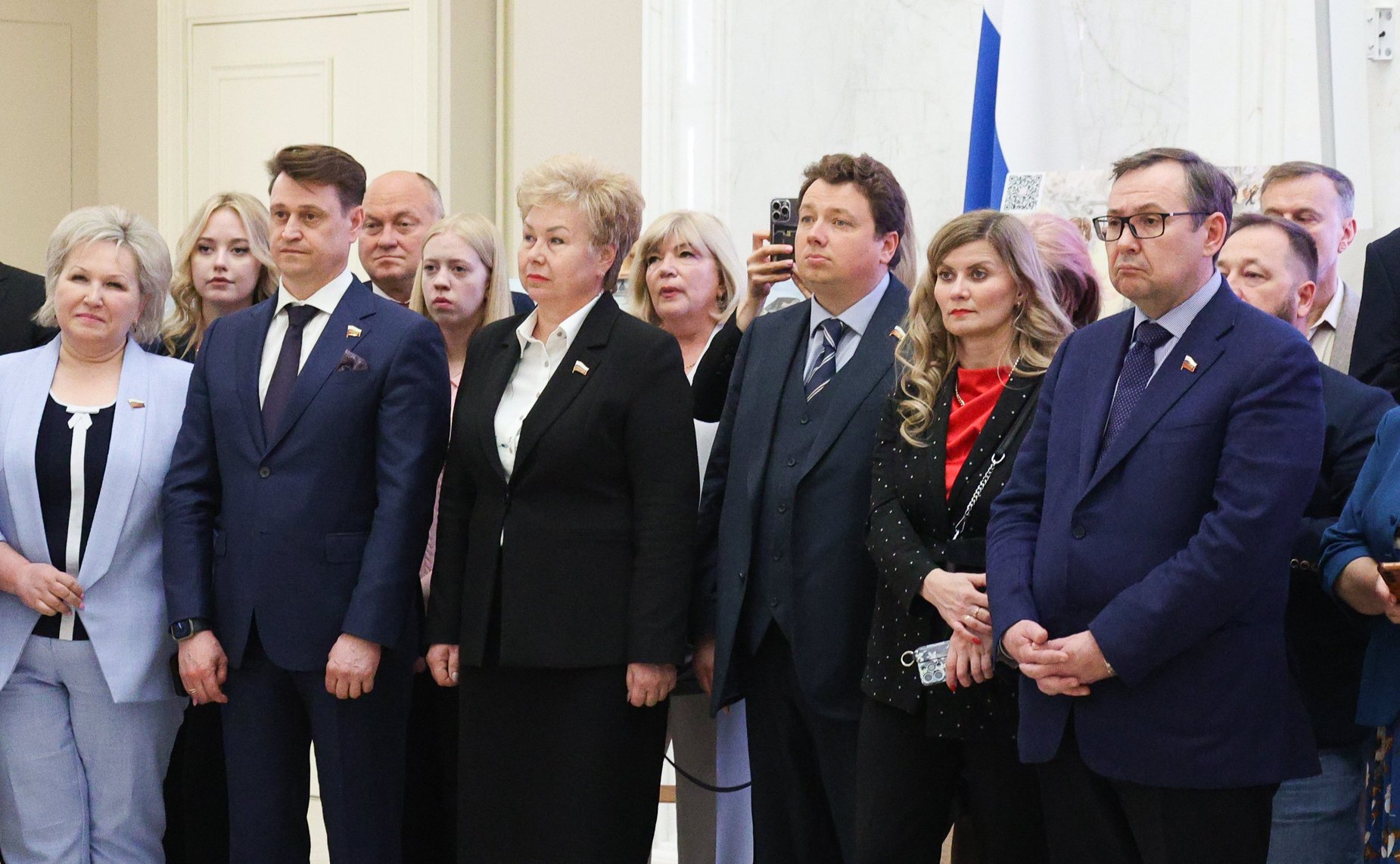 Лилия Гумерова и Дмитрий Василенко открыли в верхней палате выставку детского рисунка «Жизнь, делённая на граммы»