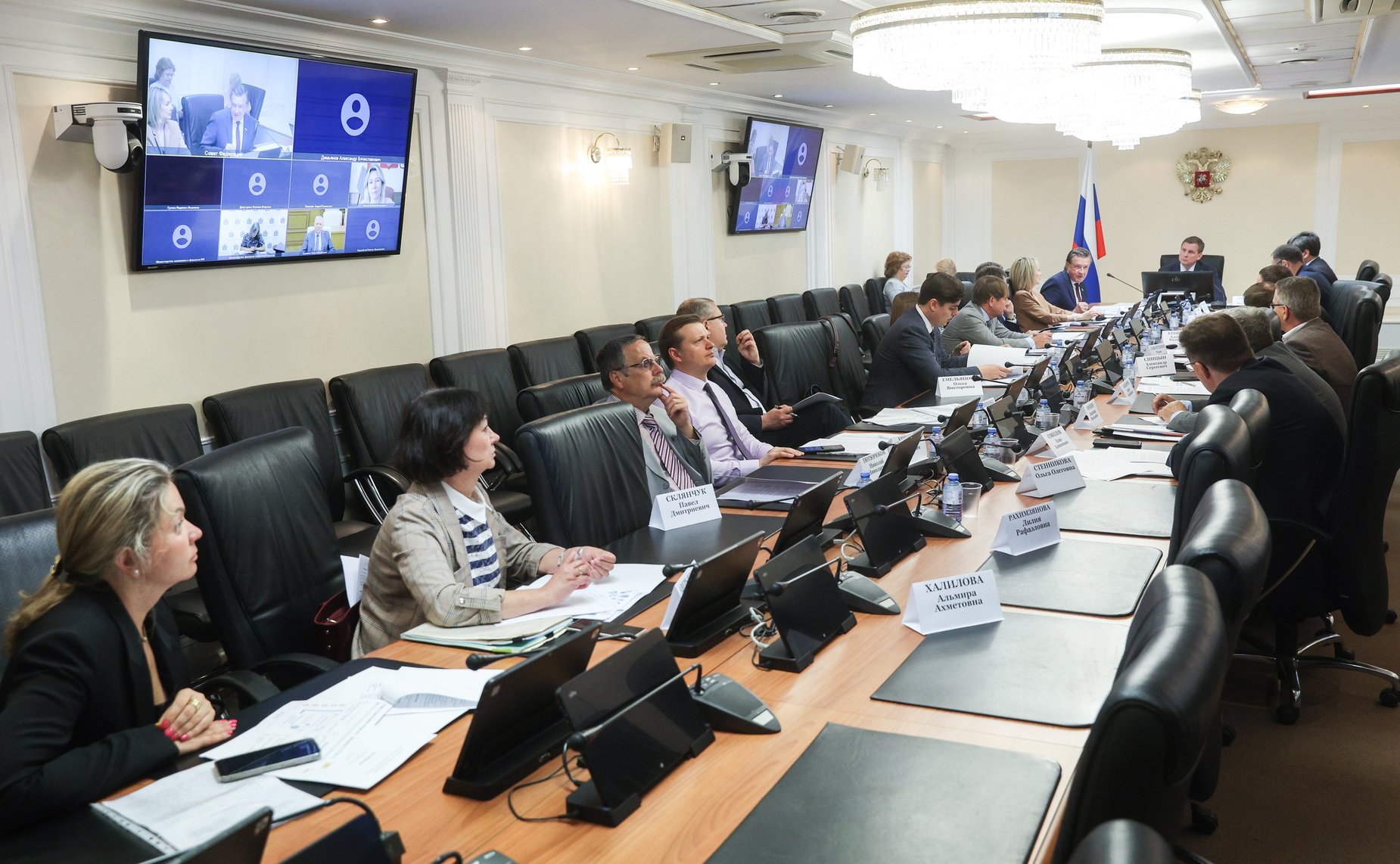Круглый стол Комитета Совета Федерации по бюджету и финансовым рынкам