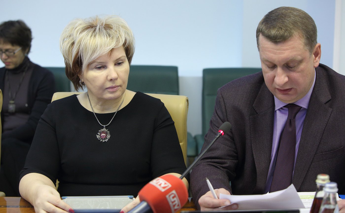 17-12-2013 Заседание комитета по соцполитике-4