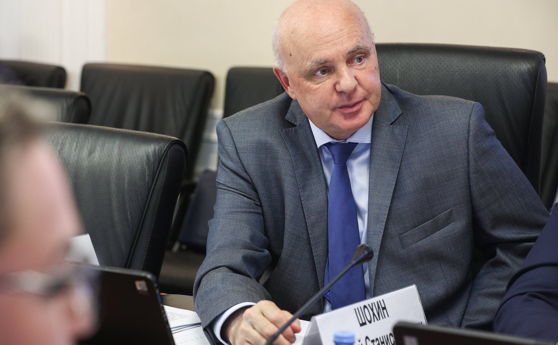 Андрей Шохин