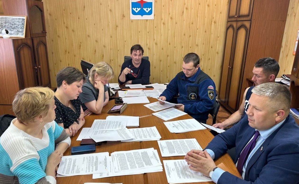 Денис Гусев совершил поездку в муниципальное образование «Приморско-Куйский сельсовет» Ненецкого АО