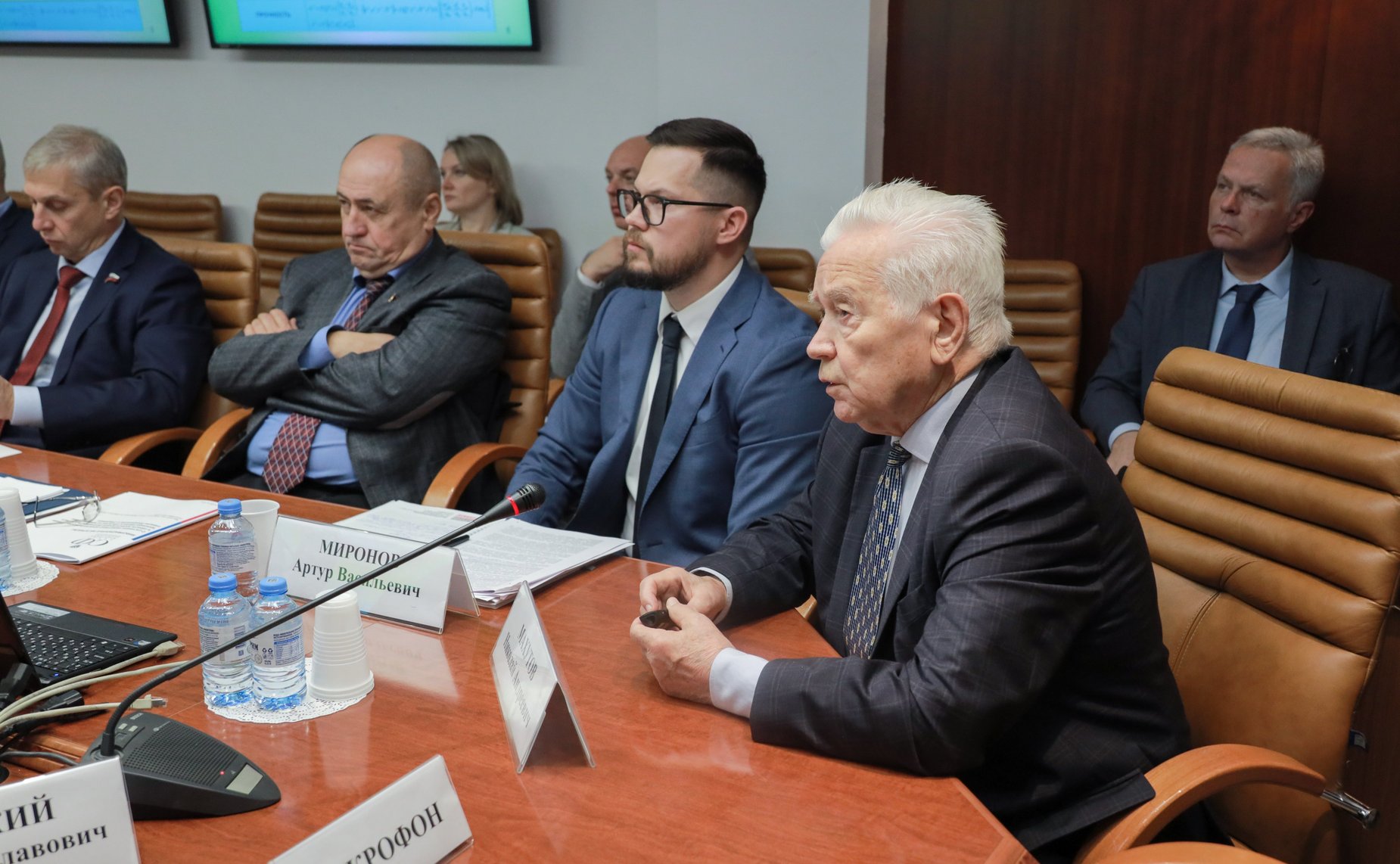 Круглый стол Комитета СФ по обороне и безопасности «О состоянии нормативно-правового регулирования в области промышленной безопасности опасных производственных объектов на предприятиях отрасли боеприпасов и спецхимии»