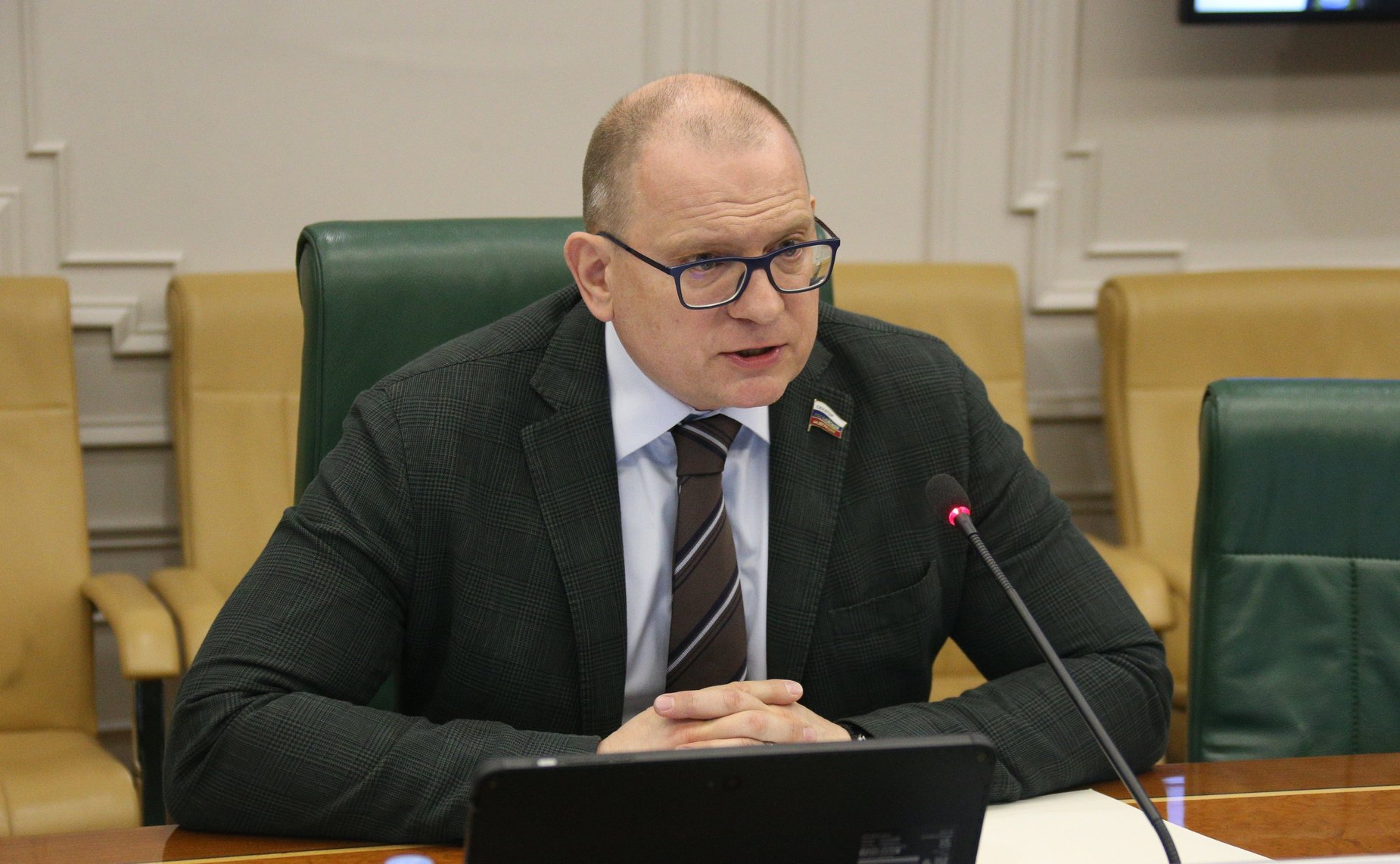 Константин Долгов