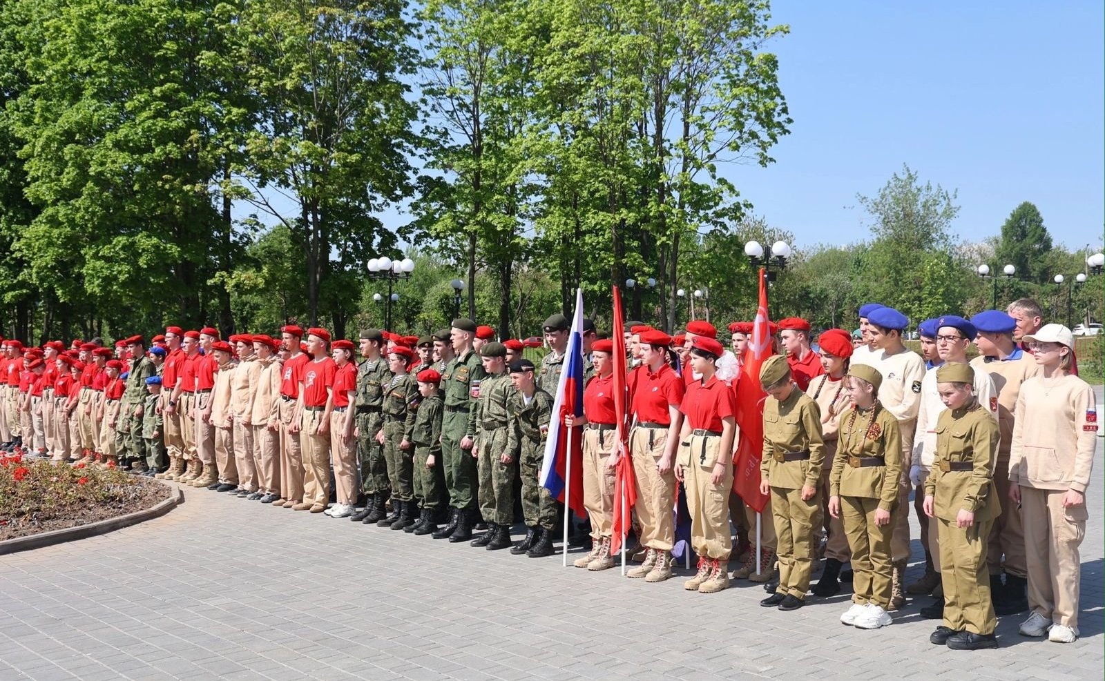 Ольга Хохлова посетила форум регионального отделения «Юнармии»