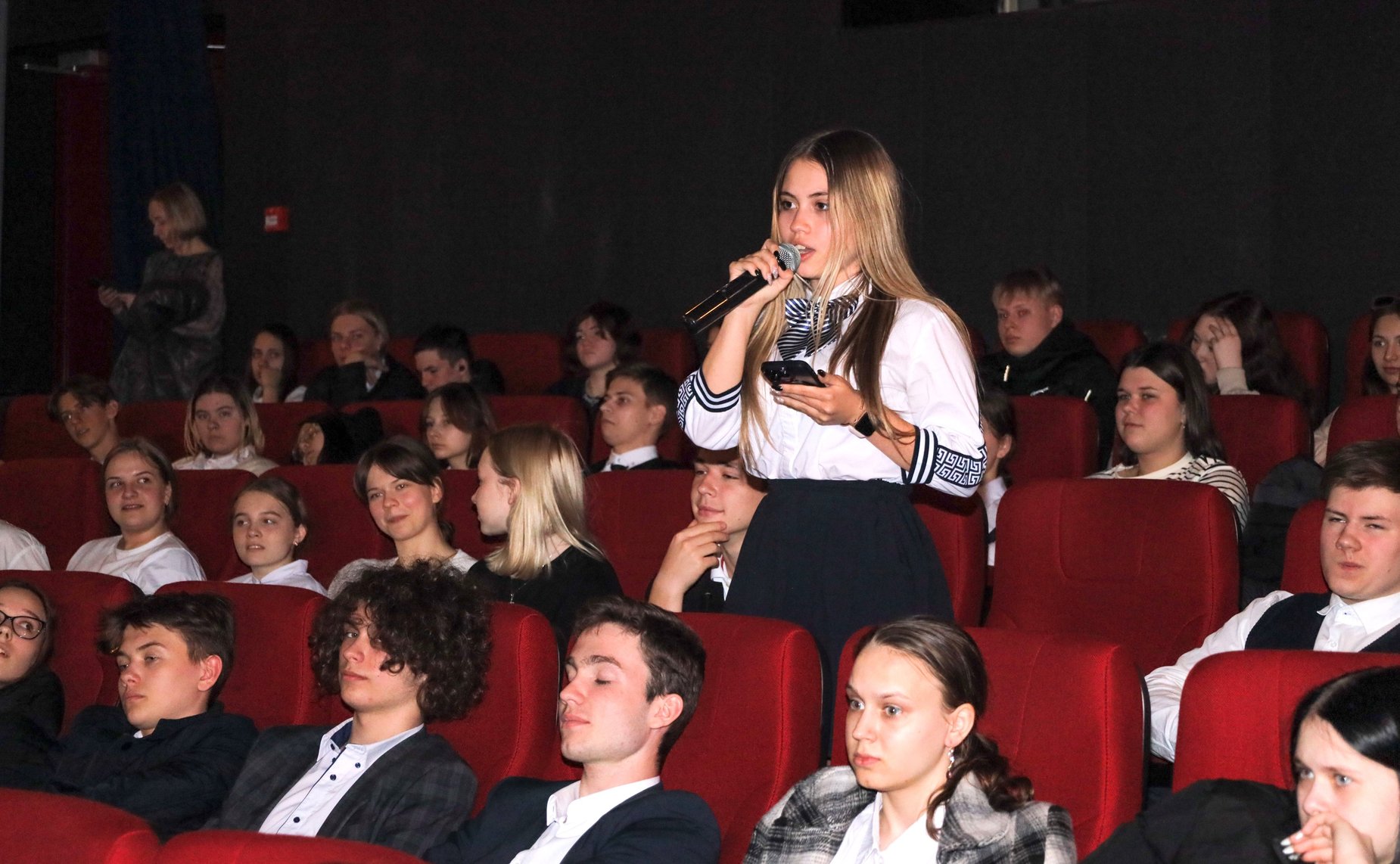 Александр Вайнберг встретился с молодогвардейцами в Нижегородской области