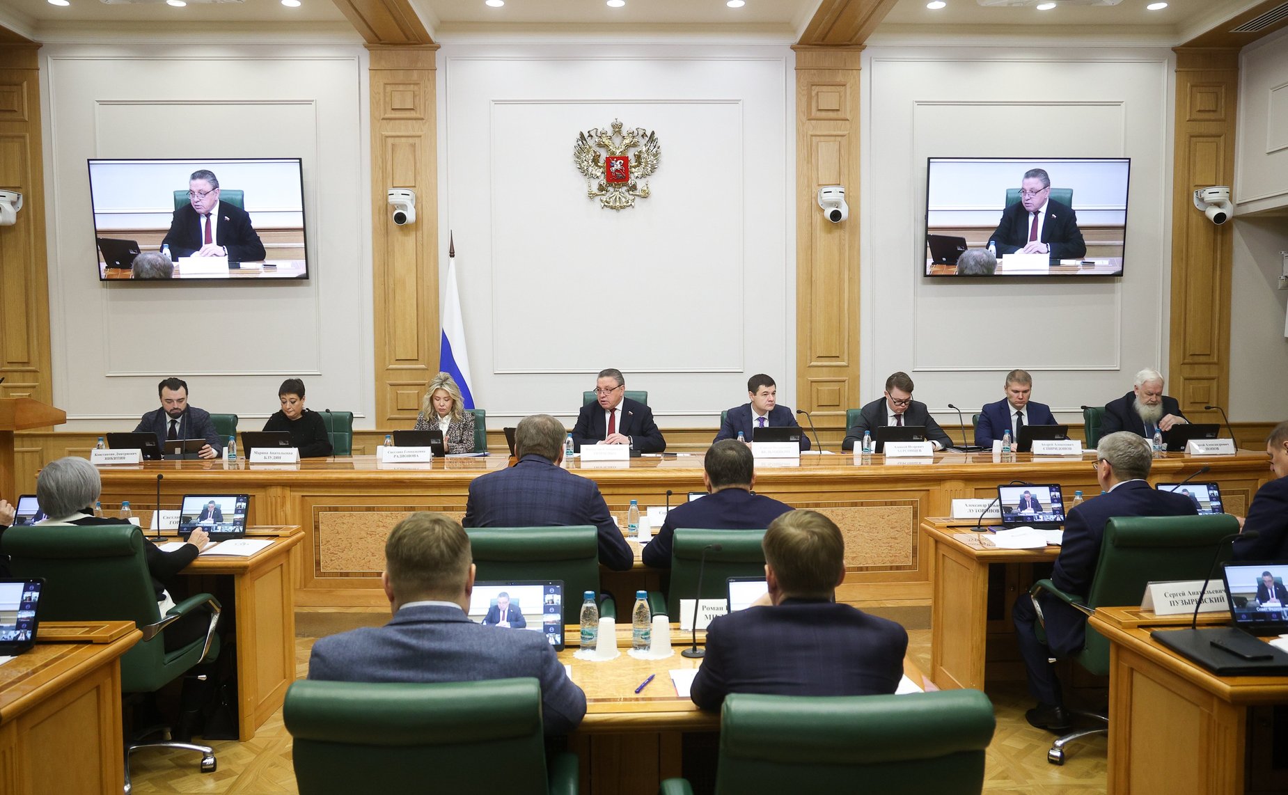 Расширенное заседание Комиссии Совета Федерации по мониторингу законодательства Российской Федерации в сфере государственного контроля (надзора) и муниципального контроля в РФ на тему «Итоги контрольной (надзорной) деятельности в РФ за 2025 год»