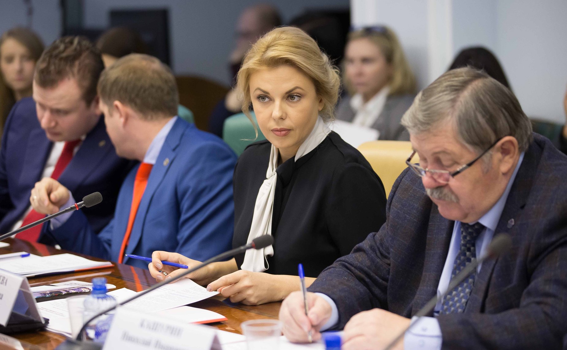 «Круглый стол» на тему «Активная гражданская позиция как основа развития современного российского общества»