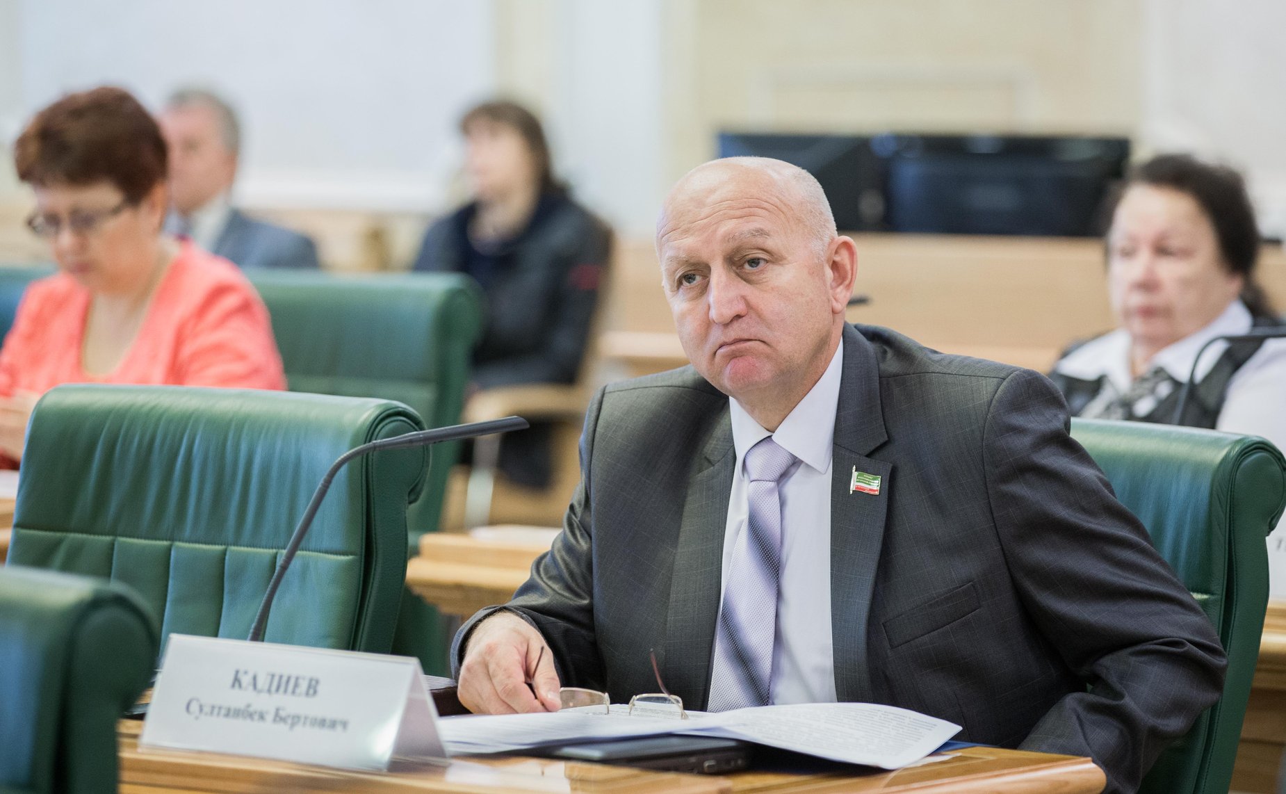 Парламентские слушания на тему «Вопросы совершенствования законодательства в сфере защиты прав детей»