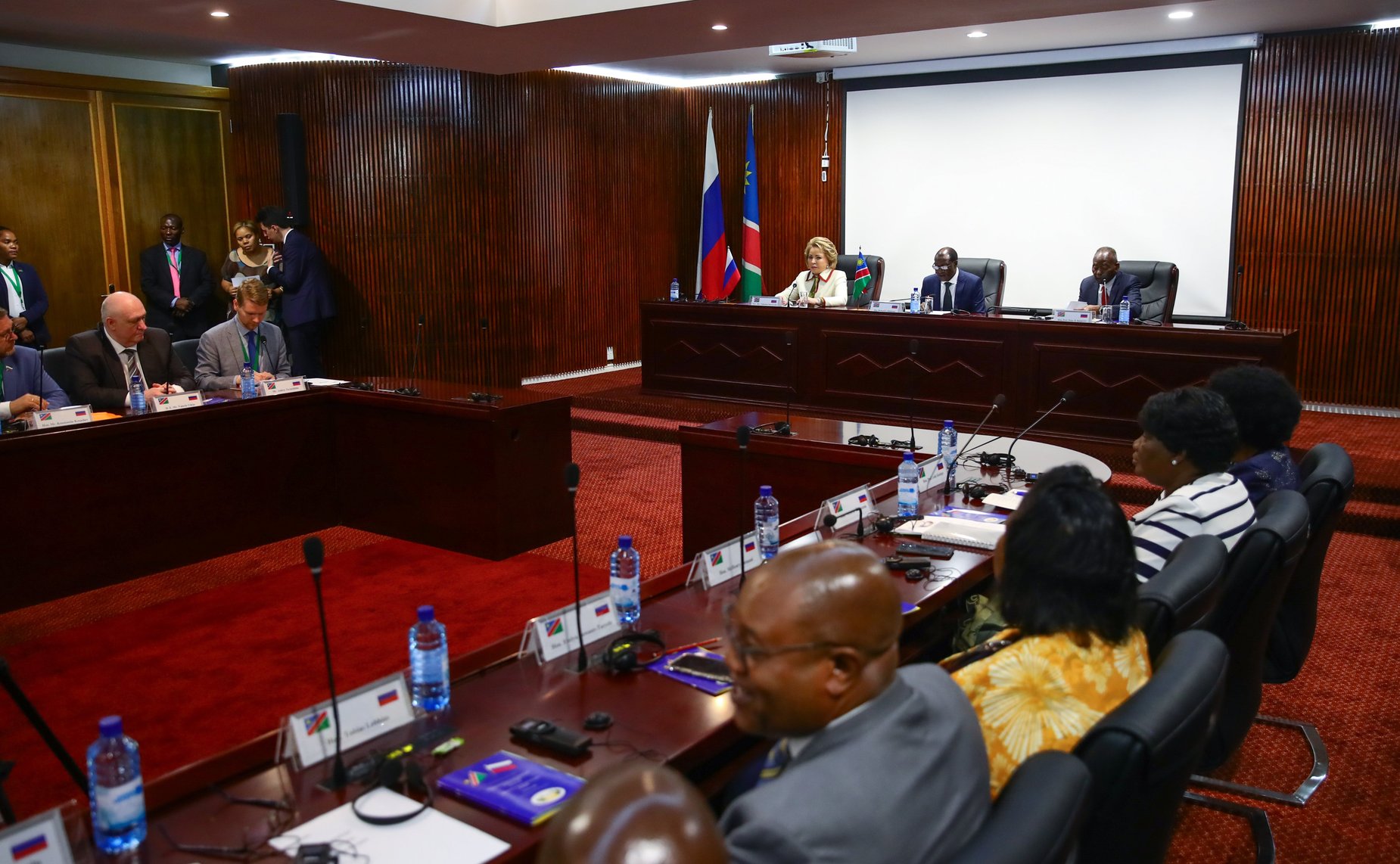 Выступление Председателя Совета Федерации В. Матвиенко перед депутатами двух палат Парламента Республики Намибии