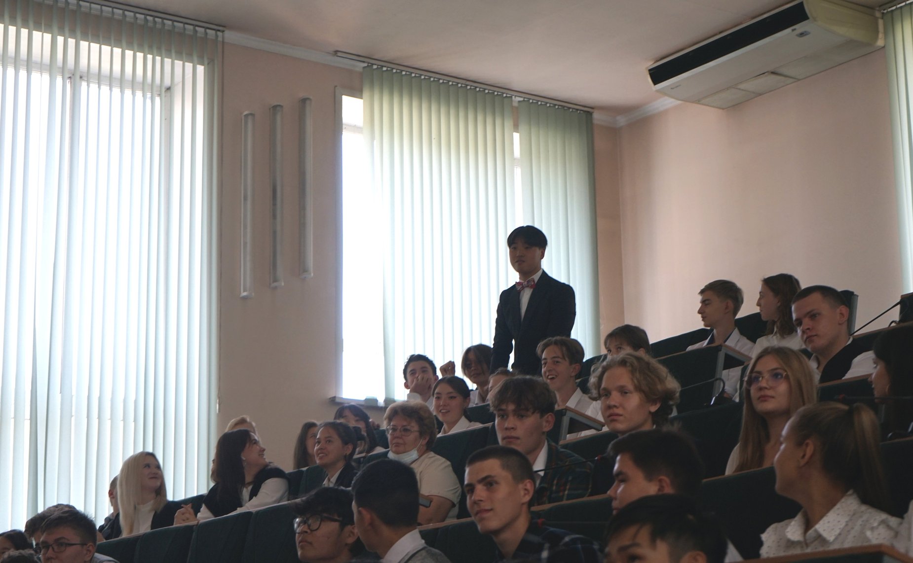 Владимир Полетаев встретился со школьниками Республики Алтай