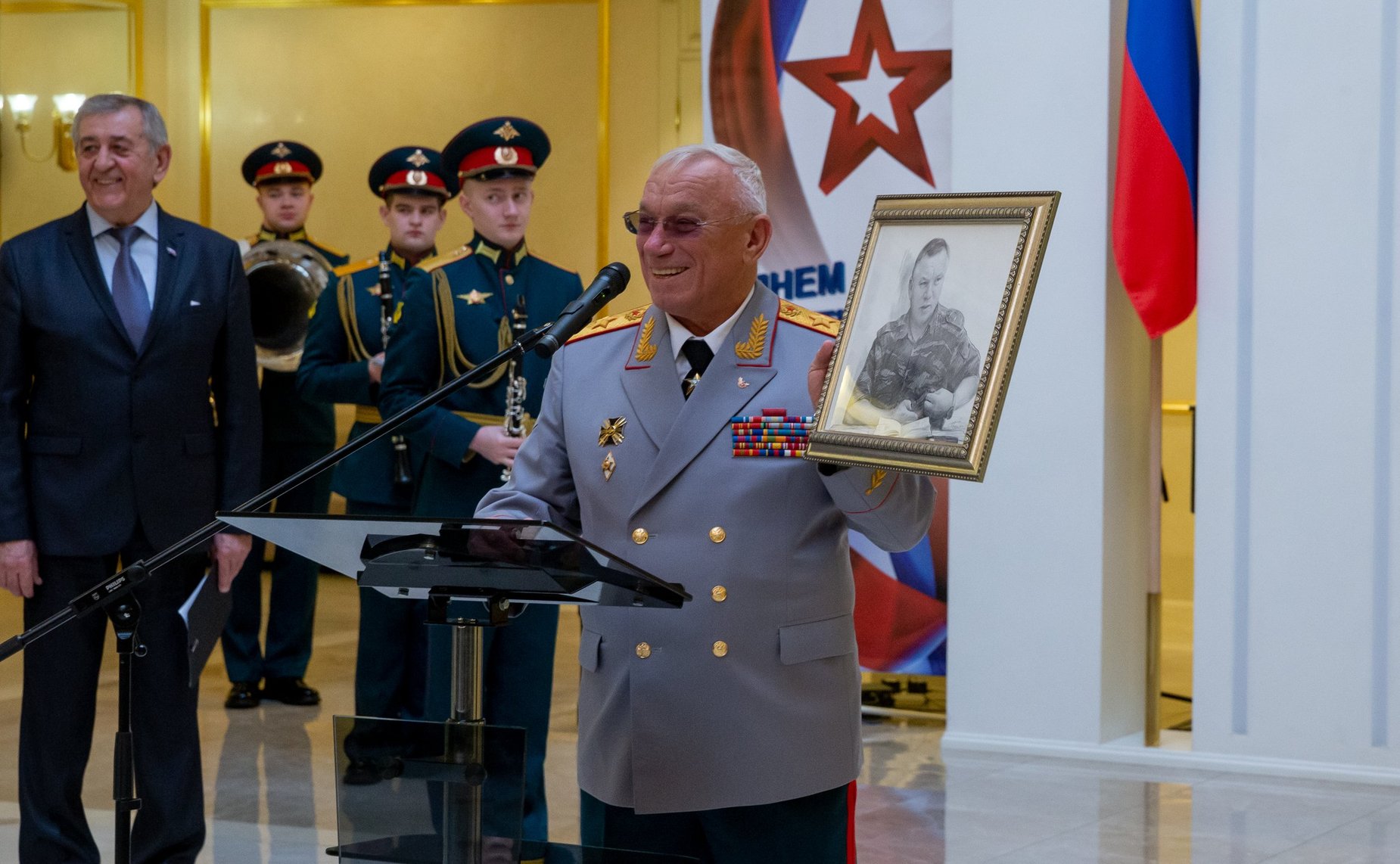 Совместное заседание Комитета СФ по обороне и безопасности и Клуба военачальников РФ и открытие выставки произведений художника-мариниста Павла Бойко