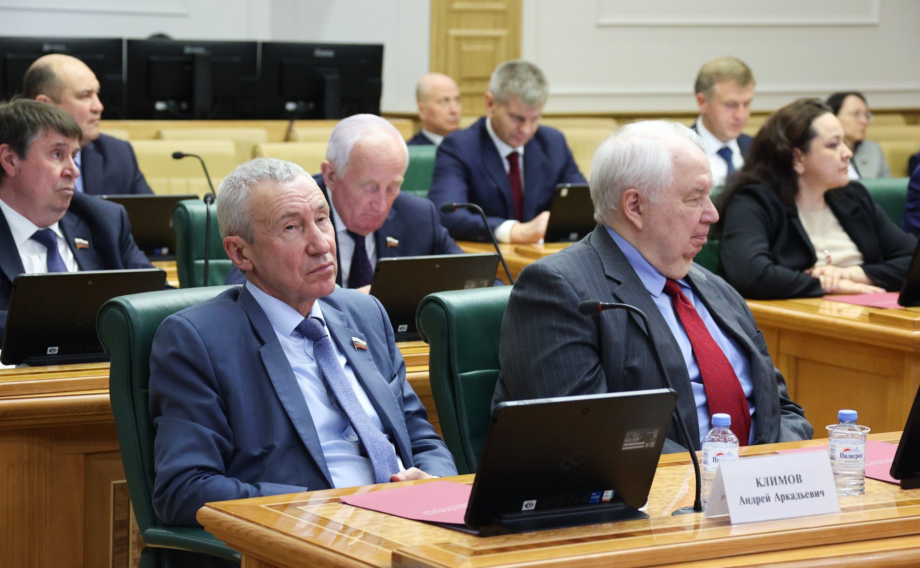 На заседании Комитета СФ по международным делам проведены консультации по предложенной Президентом РФ кандидатуре на должность Министра иностранных дел РФ