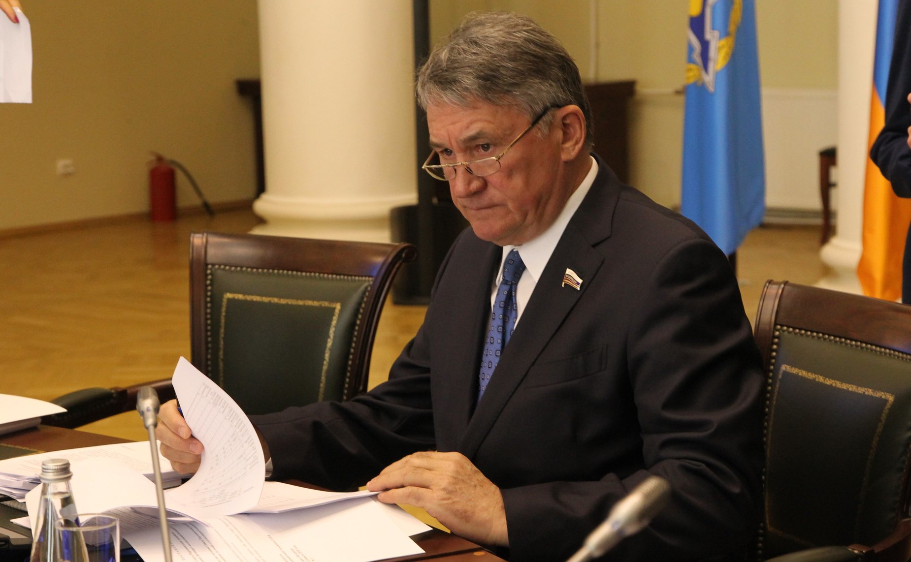 Ю. Воробьев