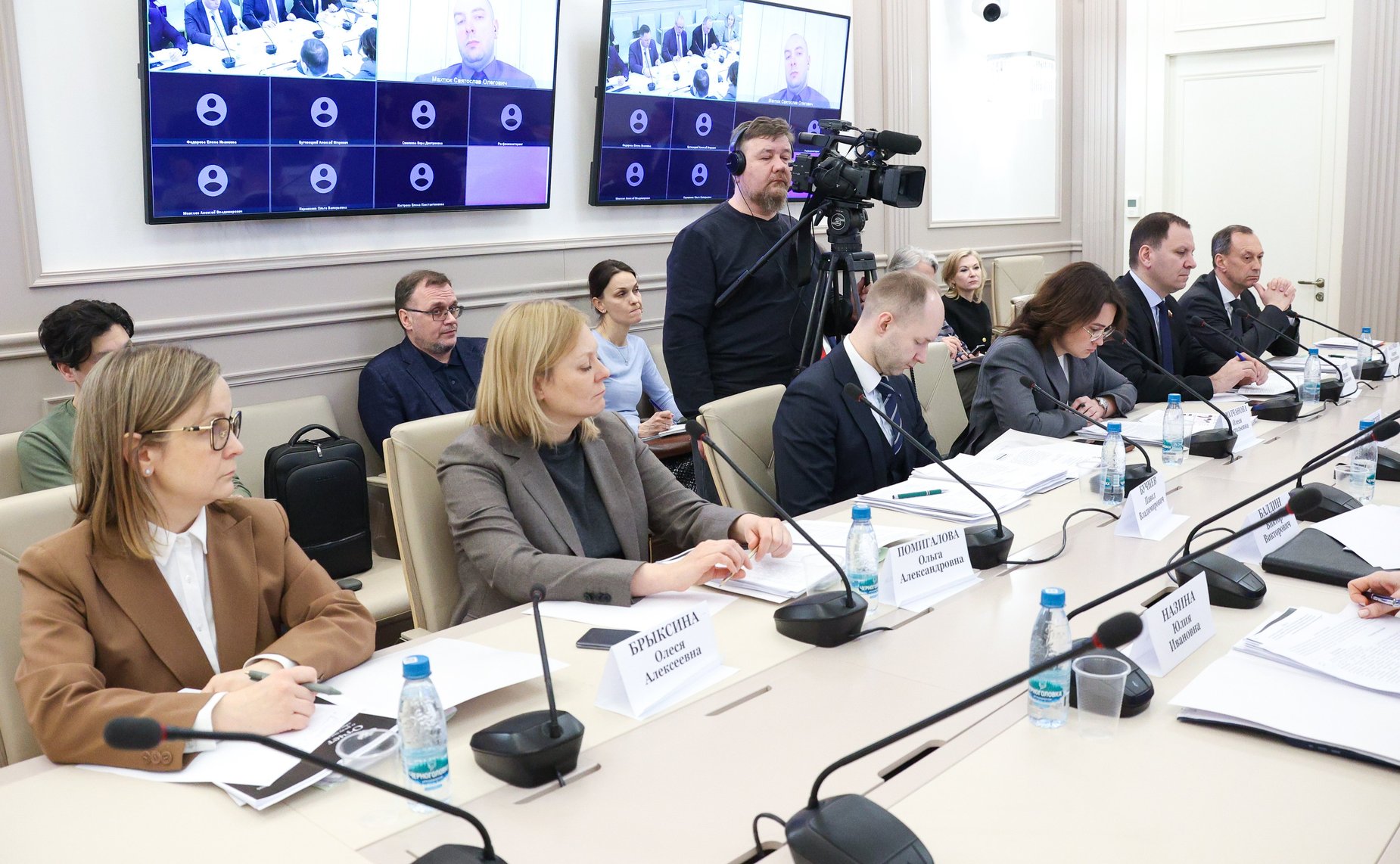 Совещание Комитета СФ по бюджету и финансовым рынкам совместно с Комитетом СФ по экономической политике «О мерах по повышению эффективности управления конфискованным и иным подлежащим обращению в собственность Российской Федерации недвижимым имуществом»