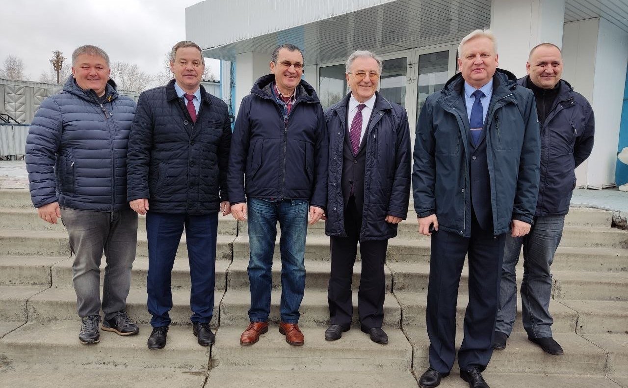 Николай Федоров посетил Шумерлинский комбинат автофургонов