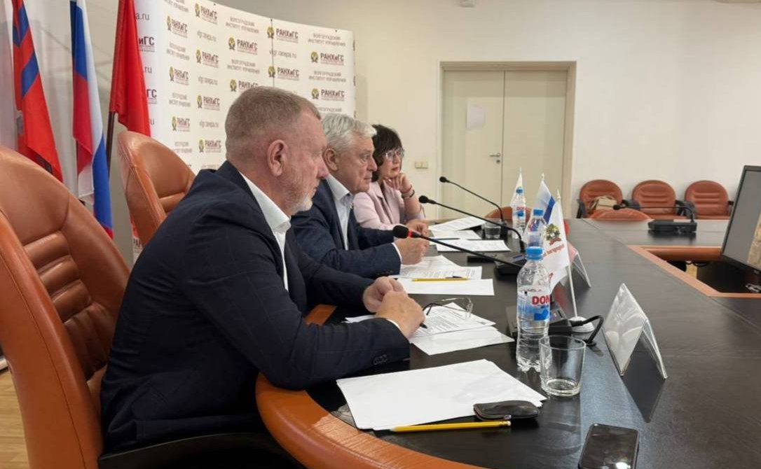 Сергей Горняков провел собеседования с военнослужащими – участниками проекта «Сталинградский призыв»