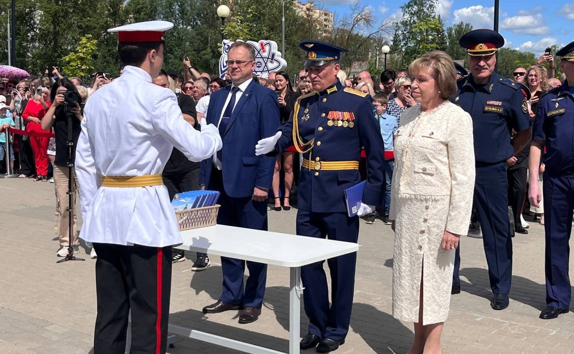 Людмила Скаковская приняла участие в торжественном ритуале выпуска суворовцев Тверского суворовского военного ордена Почета училища