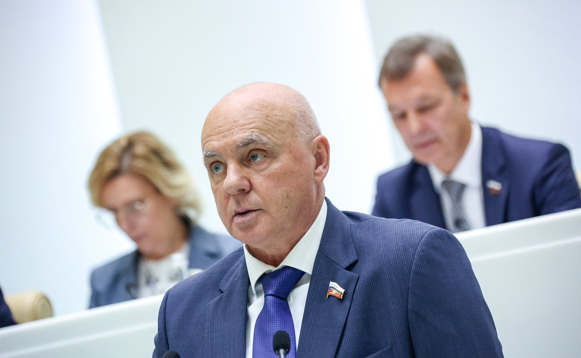 Андрей Шохин