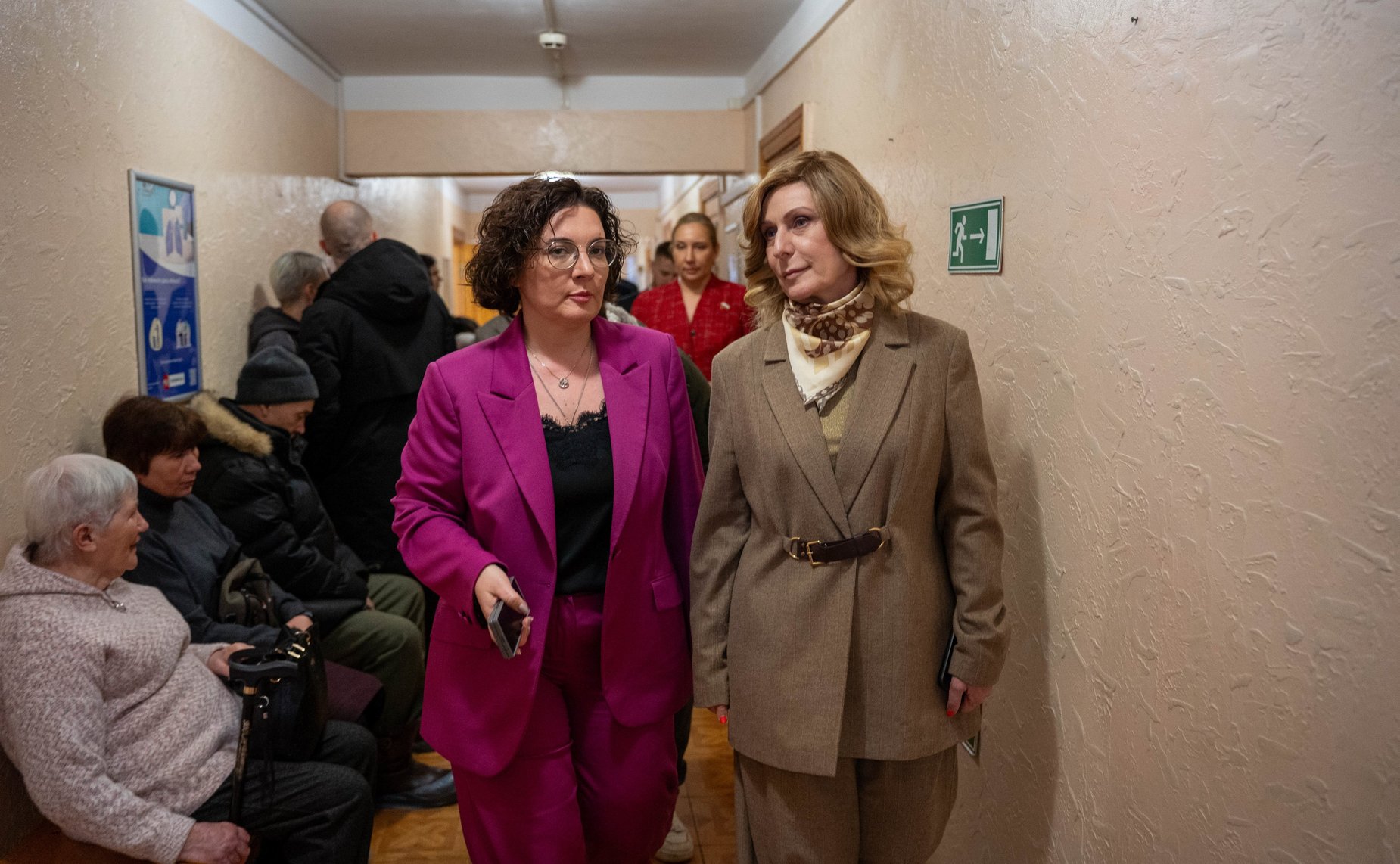 Сенаторы в рамках акции «Сахар под контролем» посетили региональный эндокринологический центр в ОГБУЗ «Валдгеймская центральная районная больница»