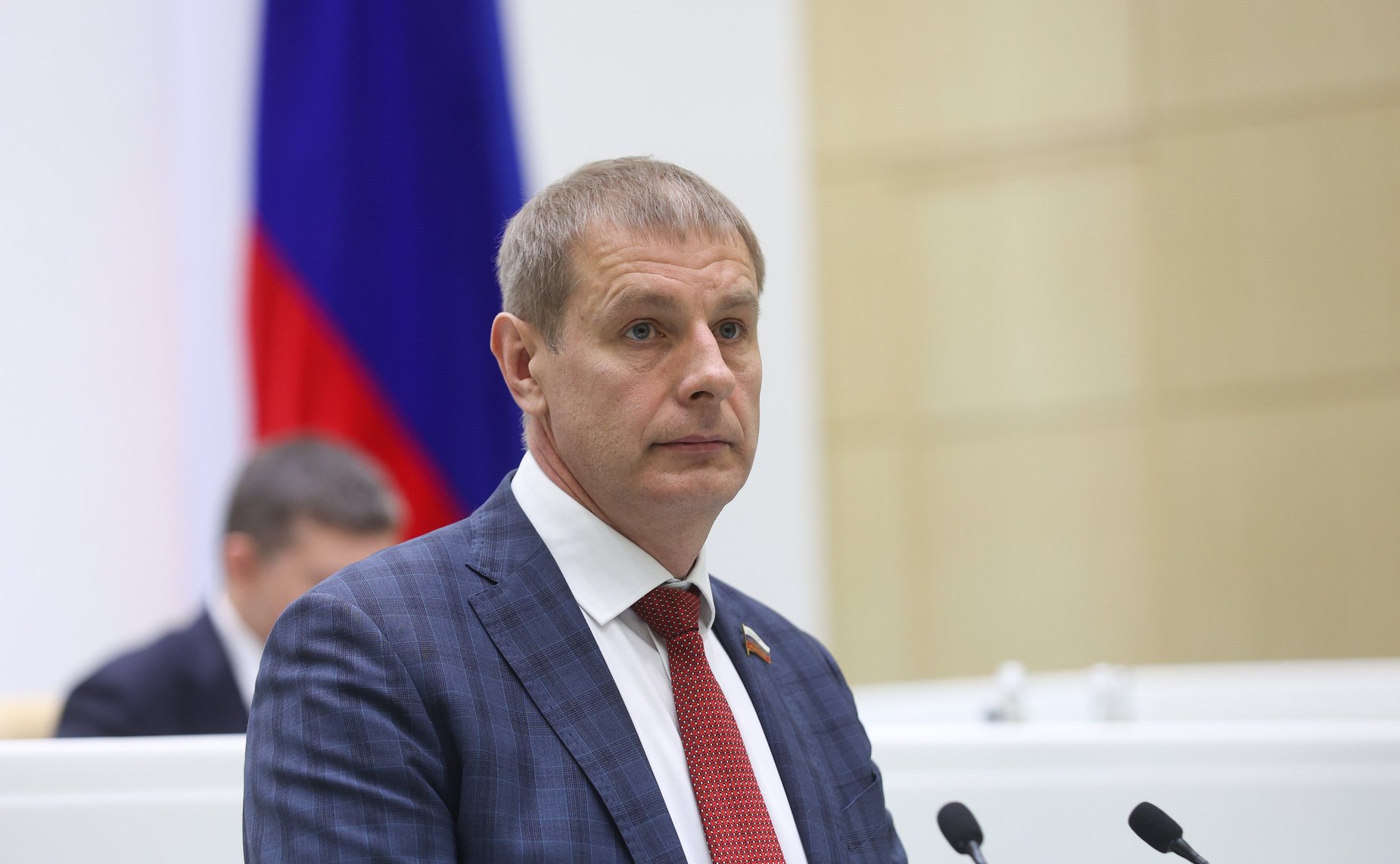 Олег Земцов