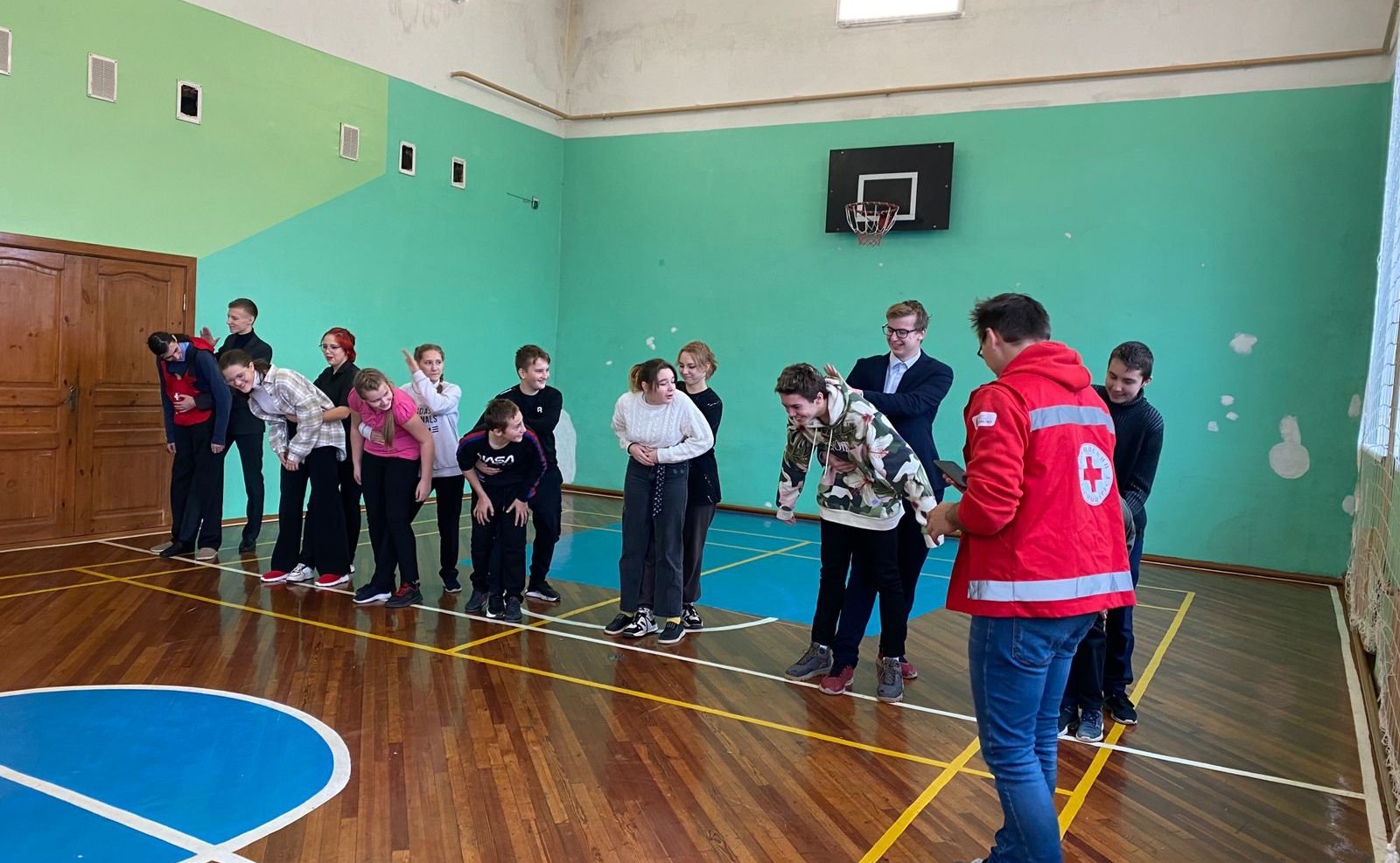 Елена Бибикова рассказала школьникам о необходимости навыков по оказанию первой медицинской помощи