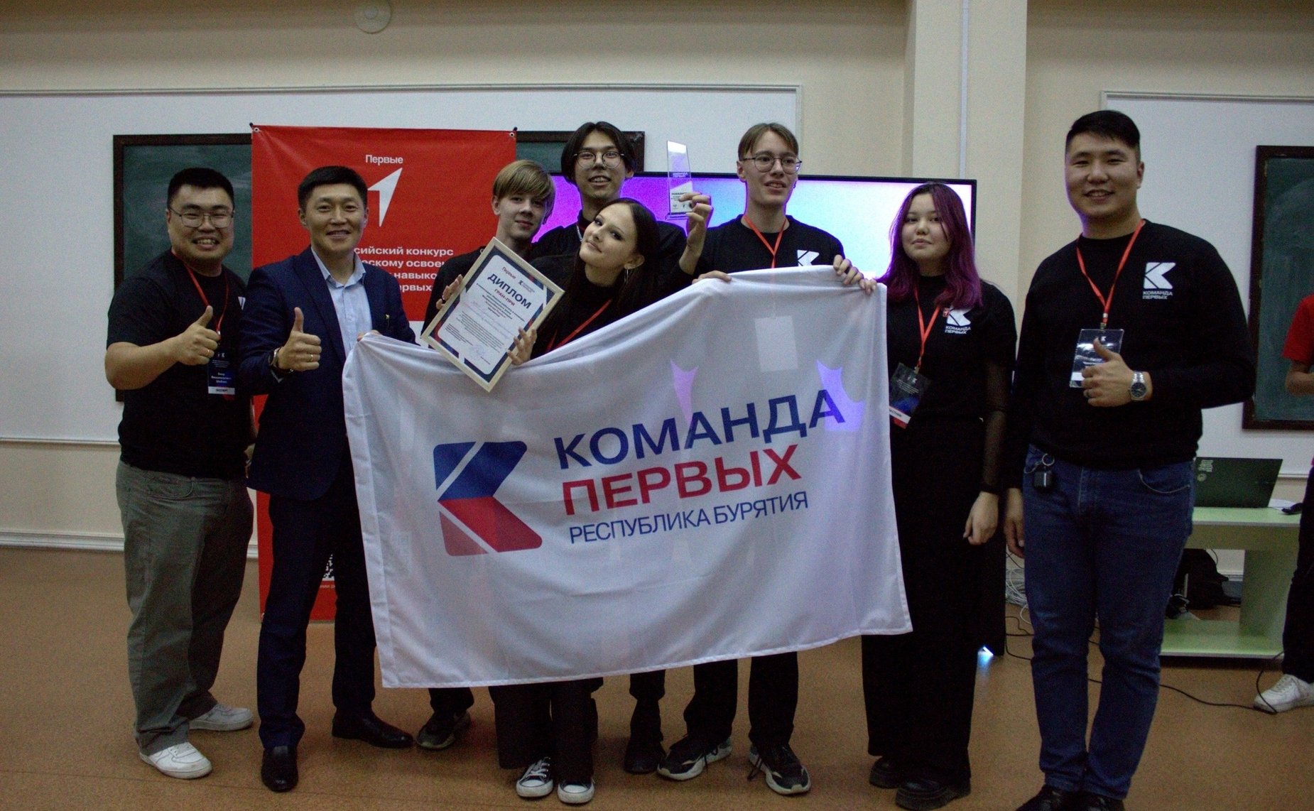 Вячеслав Наговицын в ходе работы в регионе провел совещание с министром образования Республики Валерием Поздняковым