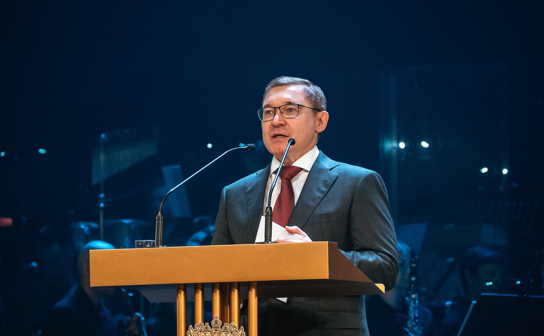 Владимир Якушев